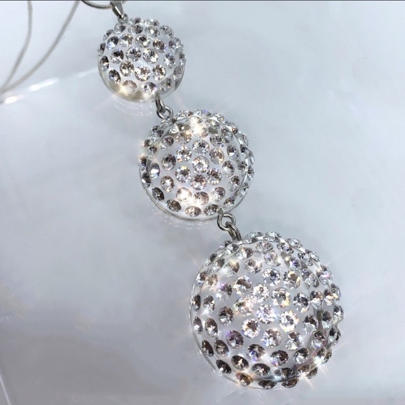 Transparent Acrylic necklace & chain embellished with genuine Swarovski crystals - Picture 6 of 10